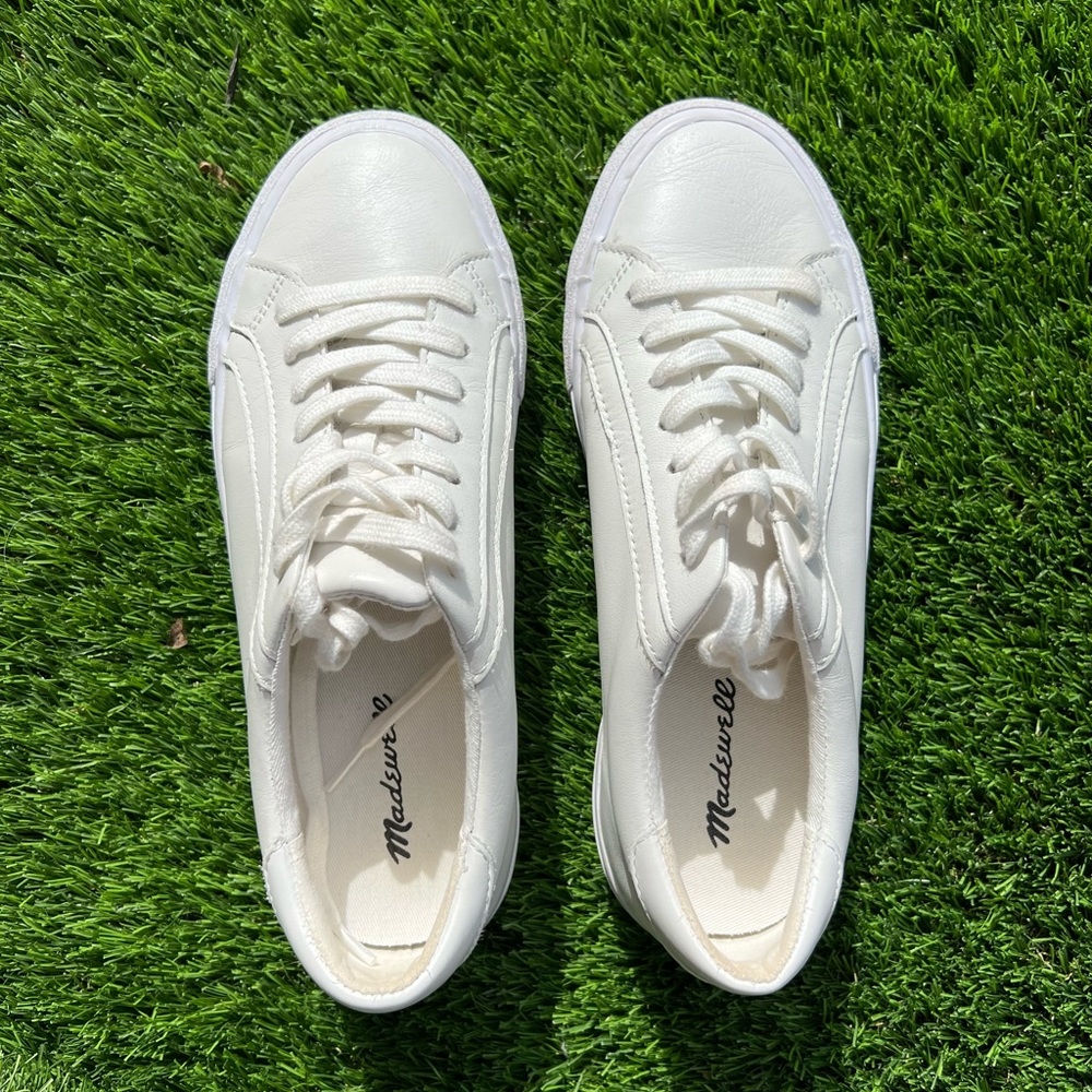 Madewell Sidewalk Sneakers. White. Size 6.5.